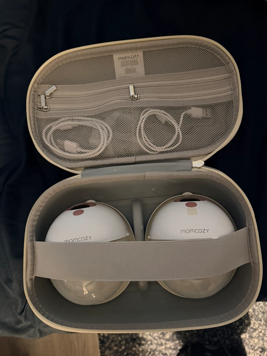 Momcozy Wearable Breast Pump with Carrying Case - photo 2