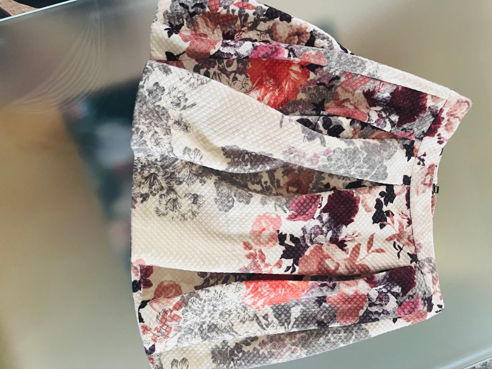 H&M Floral Quilted Skirt