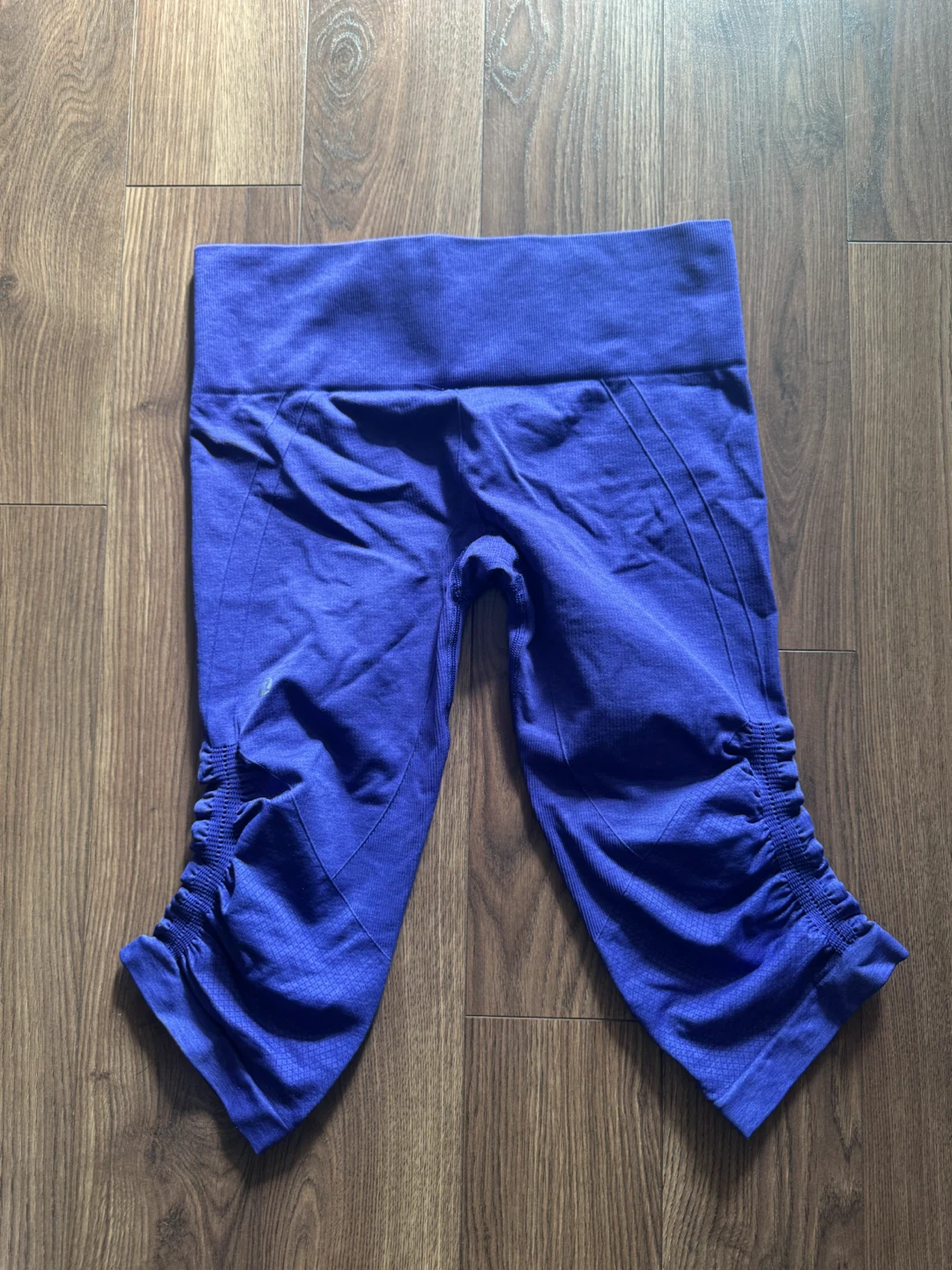 💜 Lululemon Purple Biker-Style Shorts S/M | Cinched Side Detail - photo 2