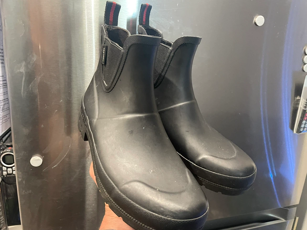 Tretorn Black Rubber Rain Boots - photo 2