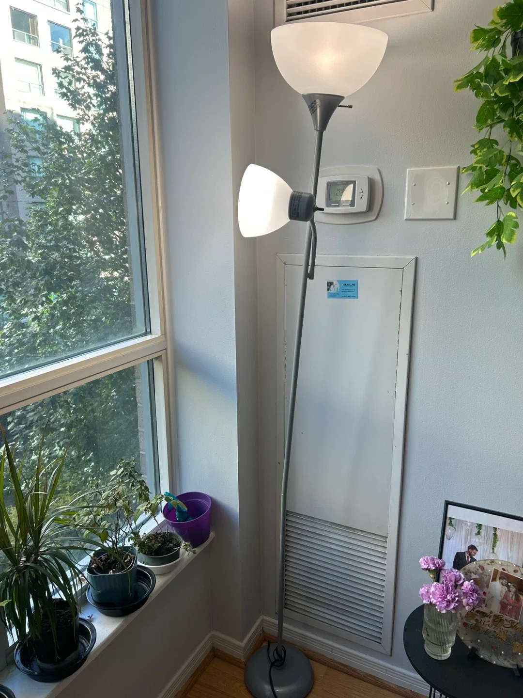 IKEA Floor lamp with adjustable reading light - photo 2