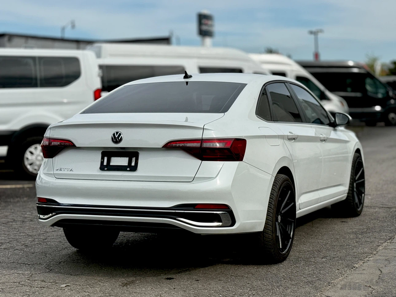2024 Volkswagen Jetta HIGHLINE - photo 2