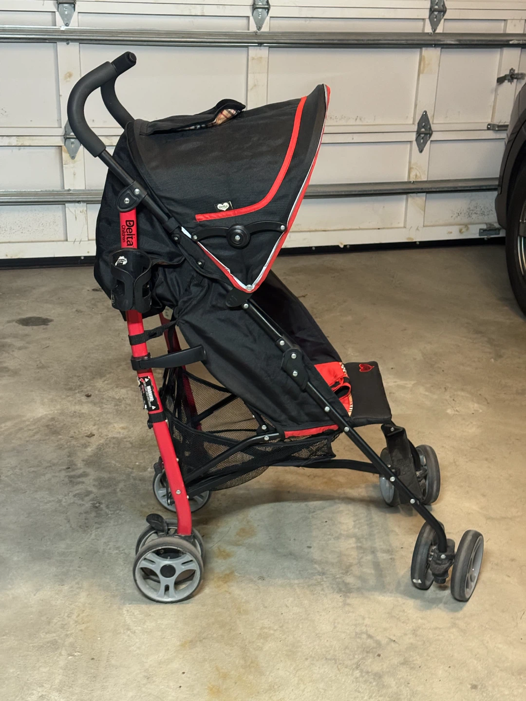 Delta Children Umbrella Stroller - photo 2