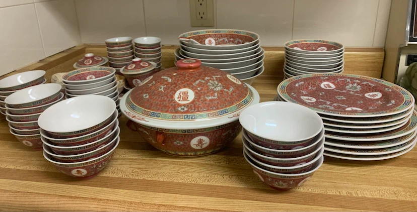 Chinese Porcelain Dinnerware Set (80+ pcs) - photo 2