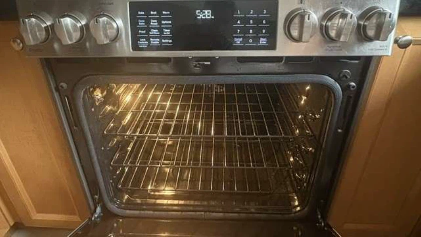 GE Profile 30” Dual-Fuel Slide-In Range, Model PC2S930SEL2SS - photo 3