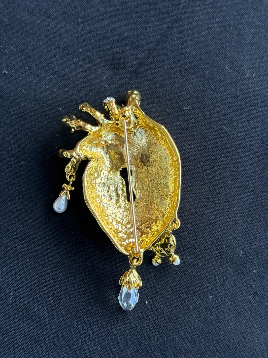 Schiaparelli Inspired heart shaped brooch - photo 3