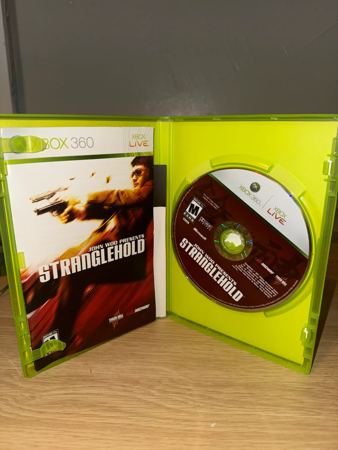 John Woo Presents Stranglehold for Xbox 360 - photo 3
