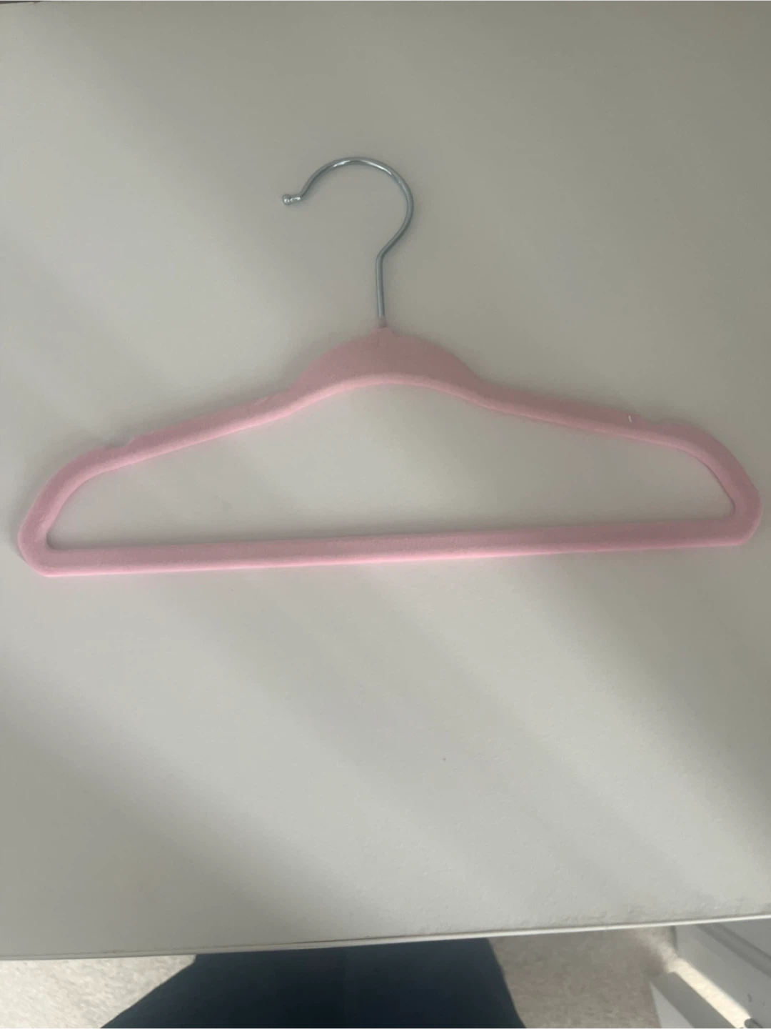 Set of 37 velvet clothes hangers - photo 3