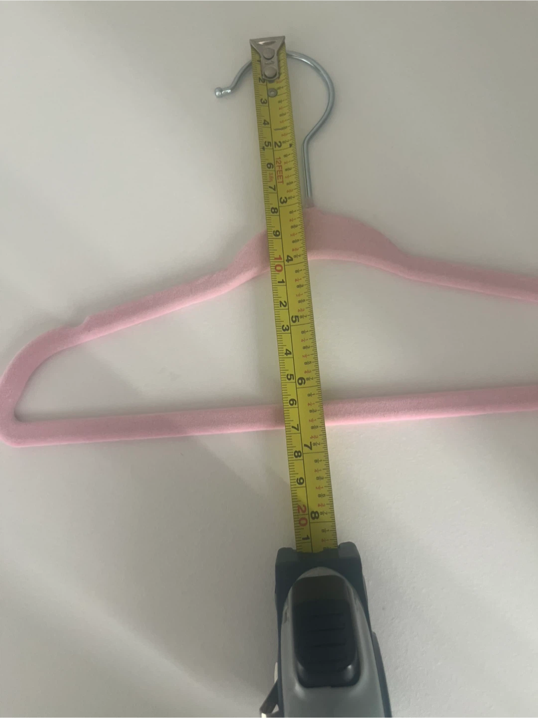 Set of 37 velvet clothes hangers - photo 4
