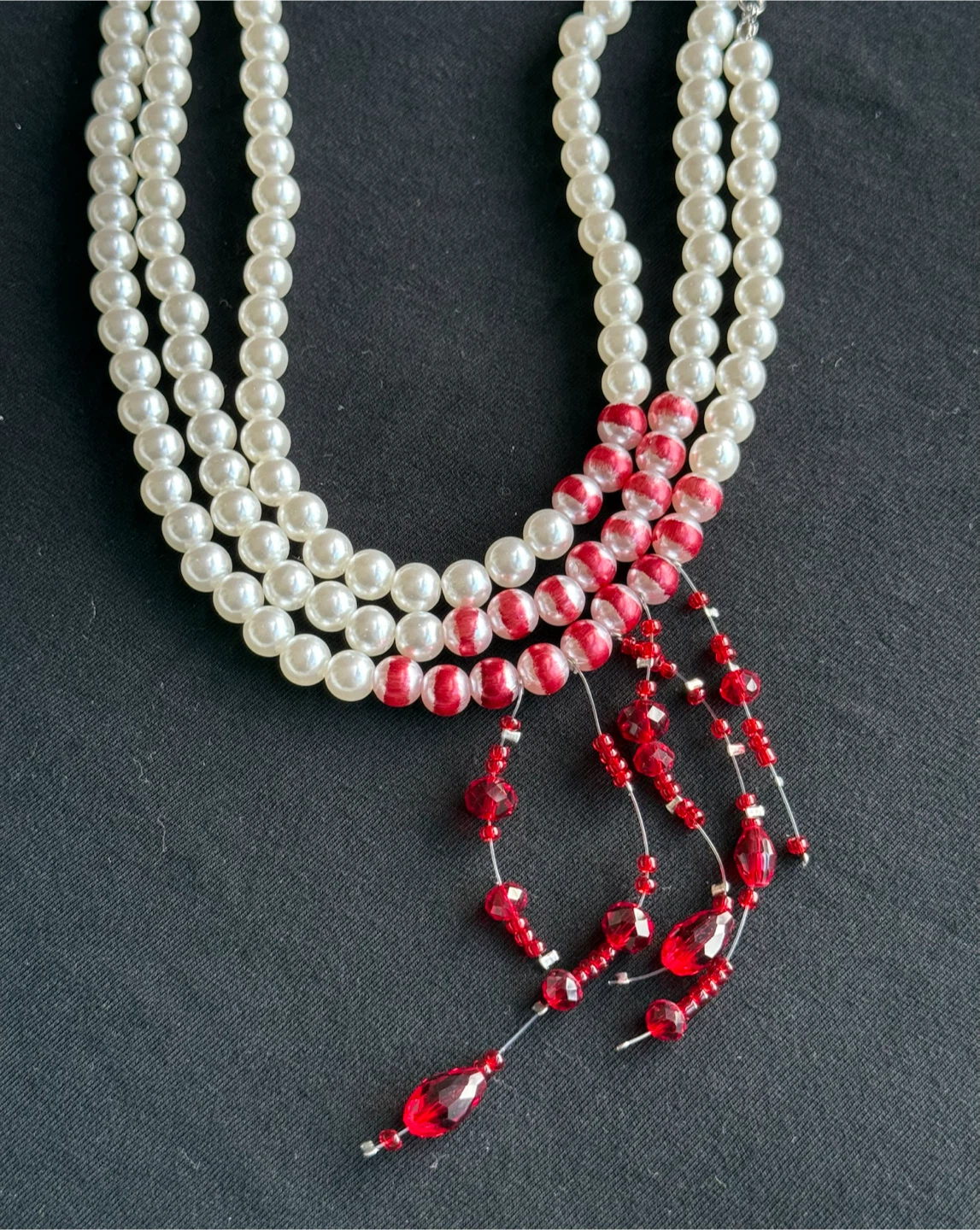 Three-Layer Pearl and Red Beaded Choker Necklace - photo 2