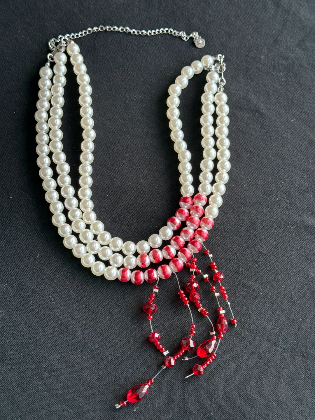 Three-Layer Pearl and Red Beaded Choker Necklace - photo 3