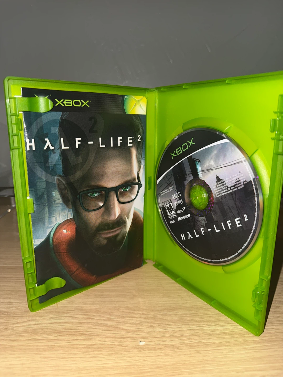 Half-Life 2 for Original Xbox - photo 3