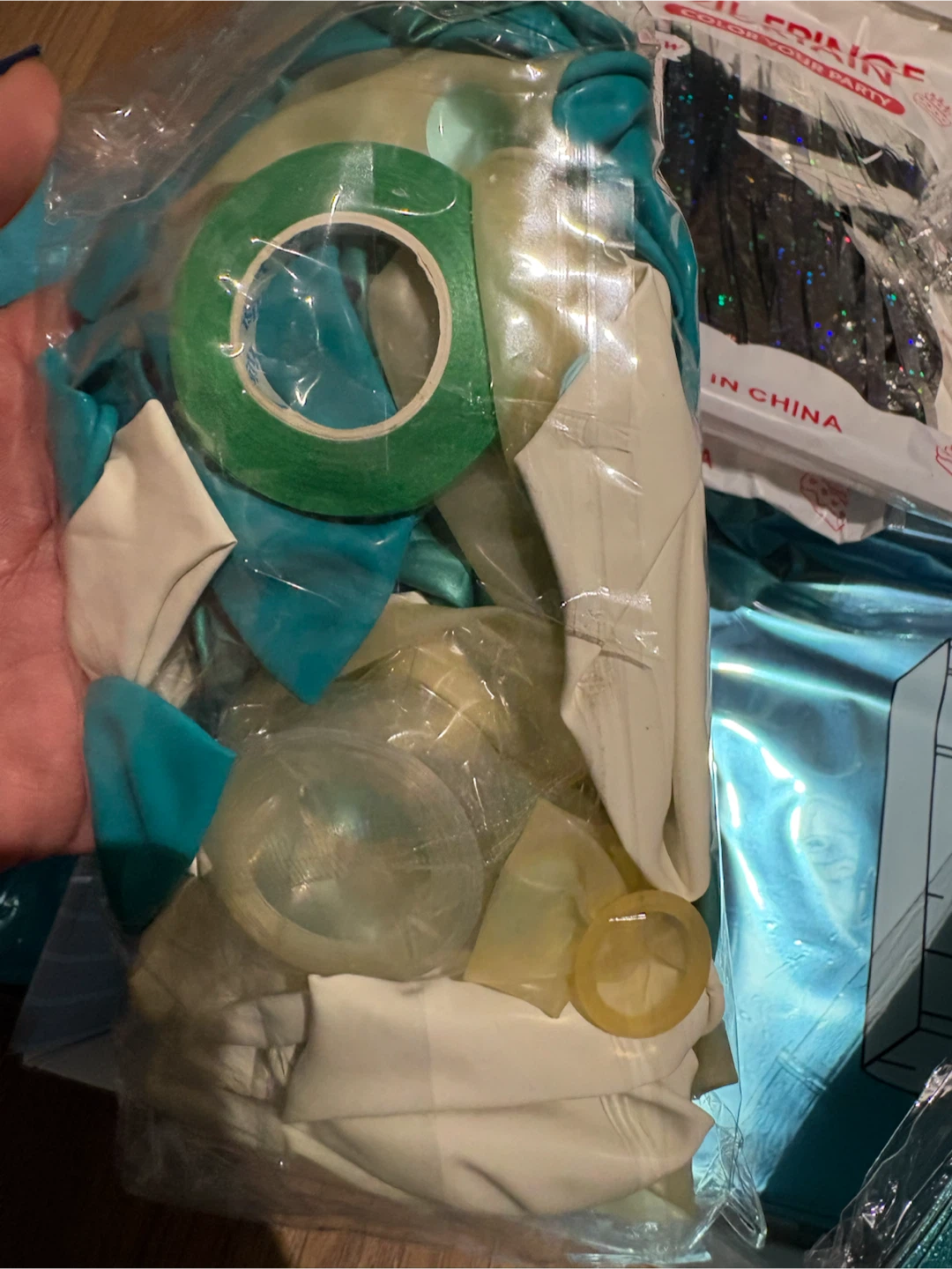 Birthday Kit with 1 & 3 Mylar Balloons - photo 2
