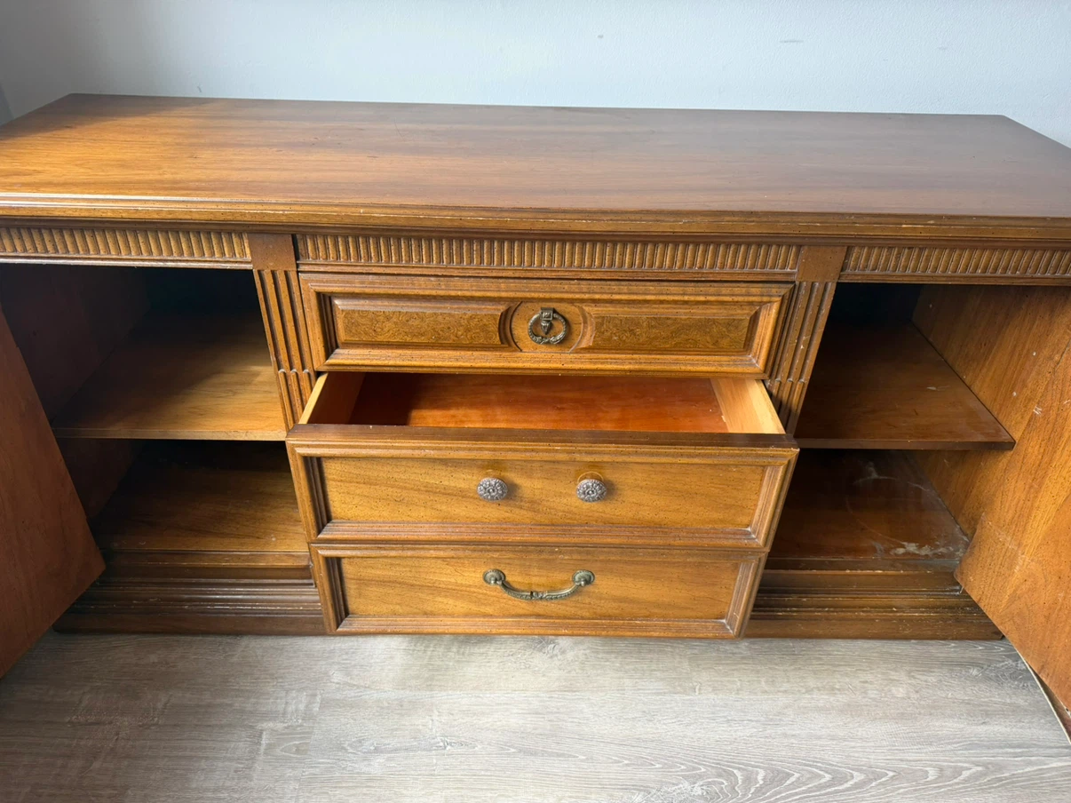 Vintage Wooden Credenza Sideboard - photo 5