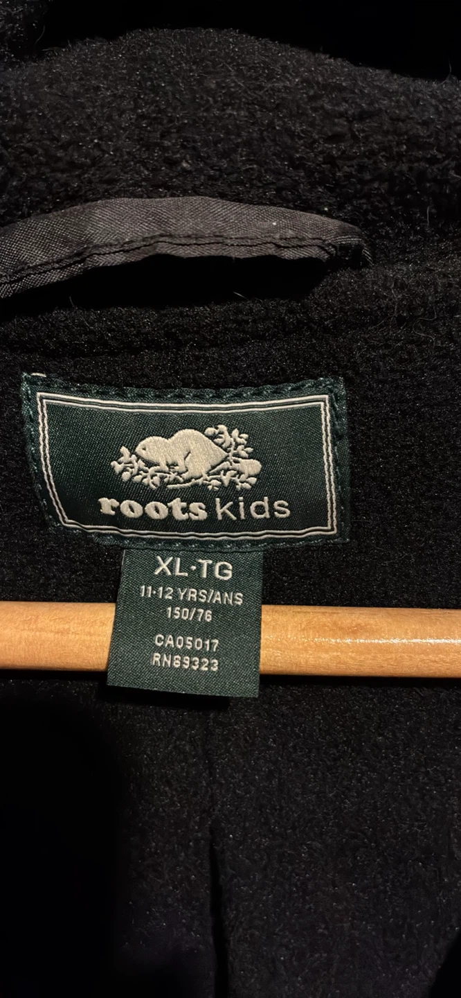 ROOTS Kids Red Plaid Fleece Jacket - photo 2