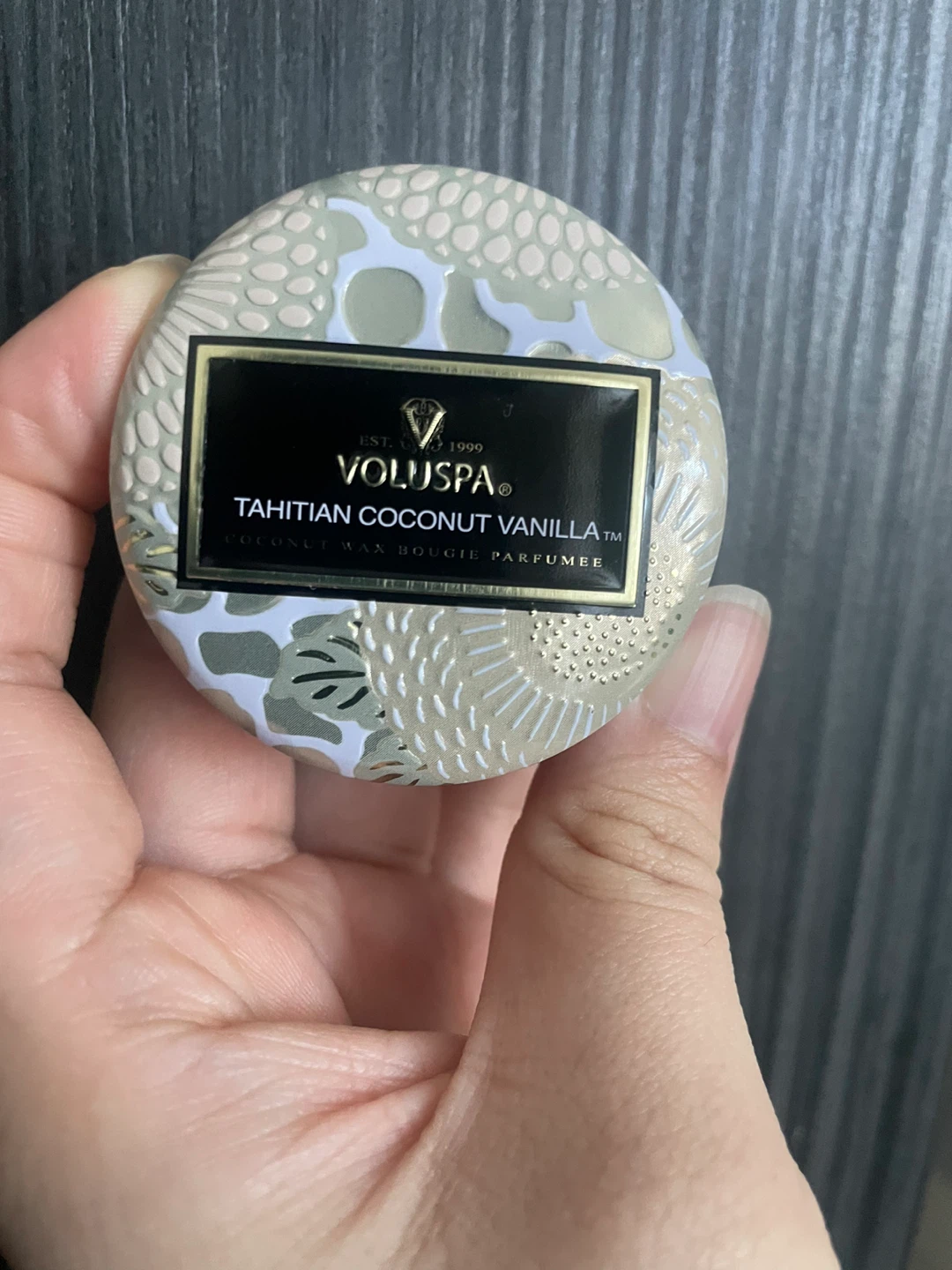 Voluspa Tahitian Coconut Vanilla Candle