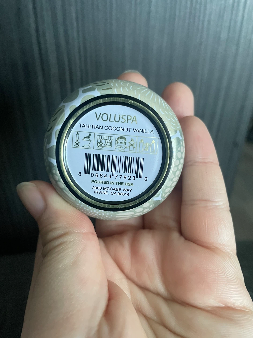 Voluspa Tahitian Coconut Vanilla Candle - photo 3
