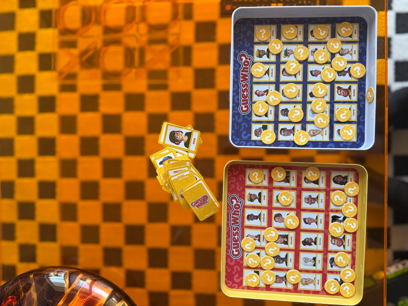 Guess Who? Magnetic Travel Game - photo 3