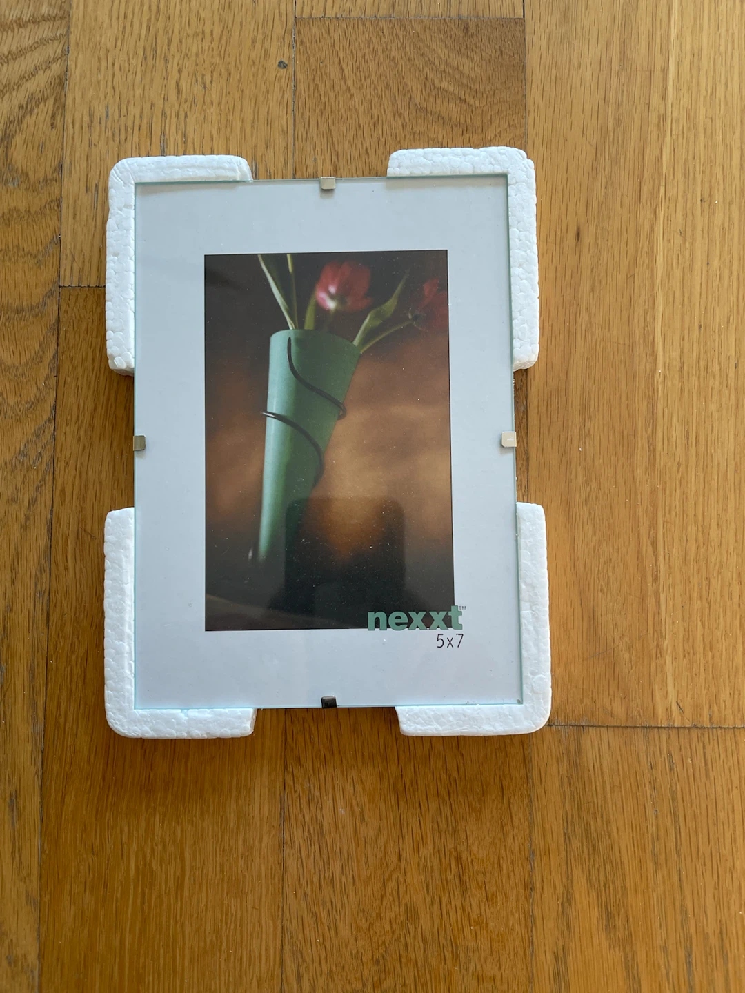nexxt 5x7 Picture Frame ， I have 6 of this