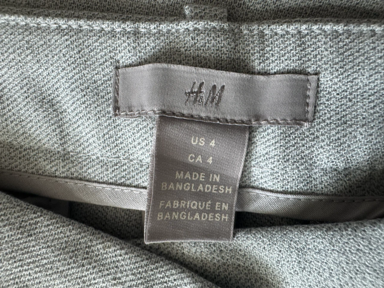 🤍 H&M Light Grey Straight-Leg Casual Pants – Size 4 - photo 3