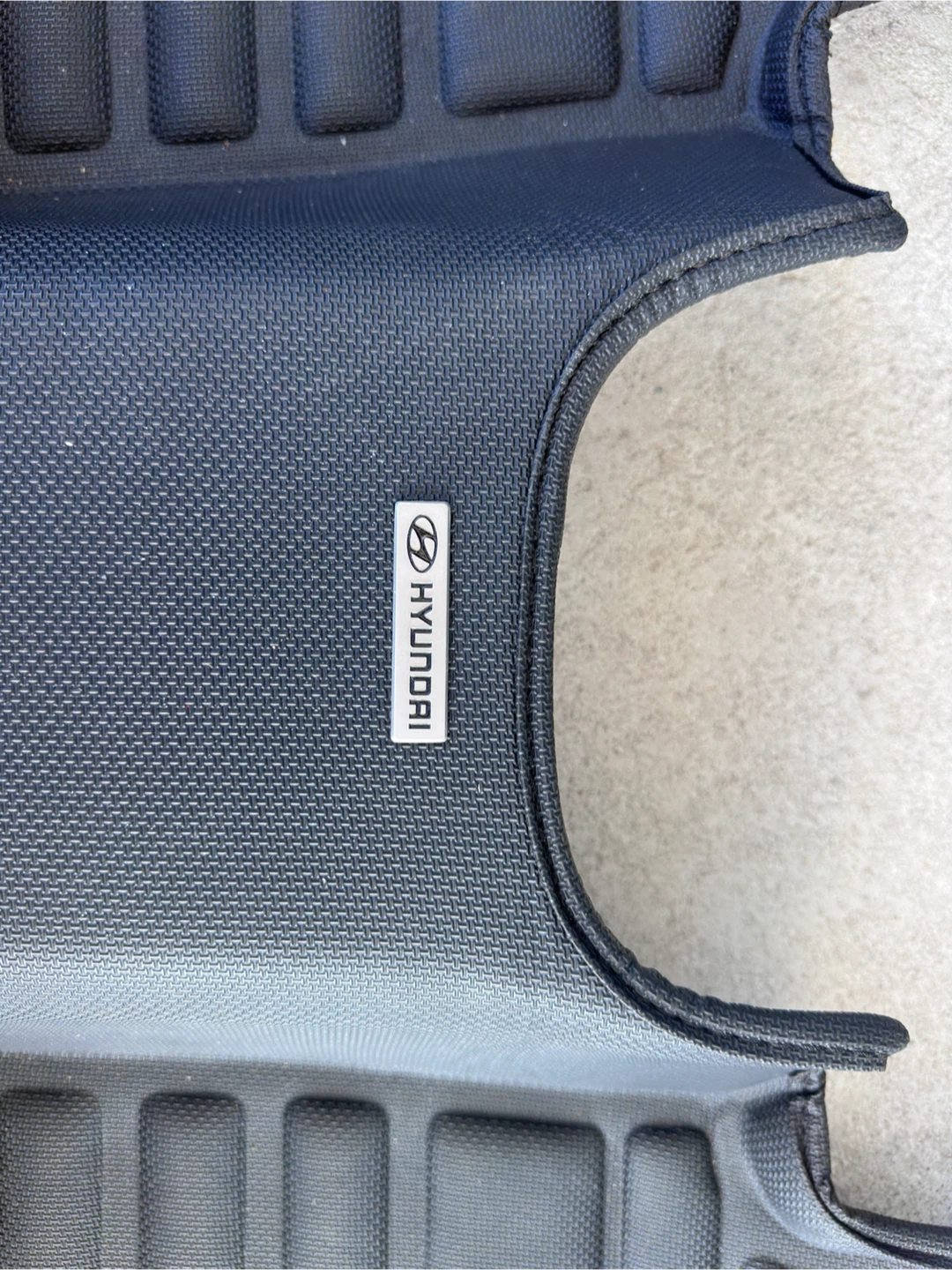 Hyundai Elantra All-Weather Floor Mats and Cargo Tray - photo 3