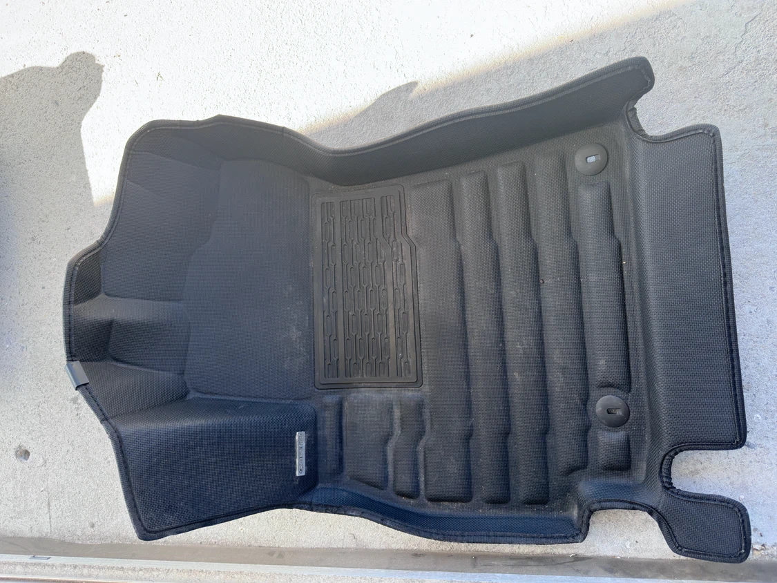 Hyundai Elantra All-Weather Floor Mats and Cargo Tray - photo 4