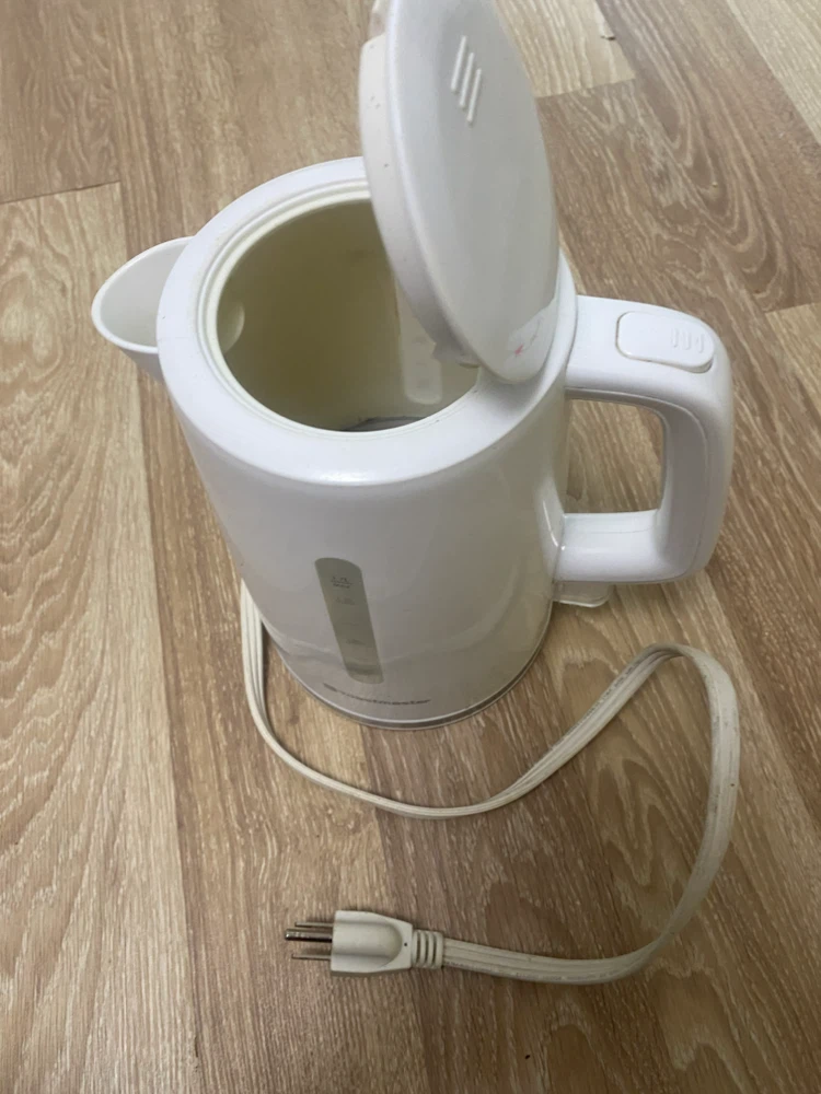 Toastmaster Electric Kettle - photo 2