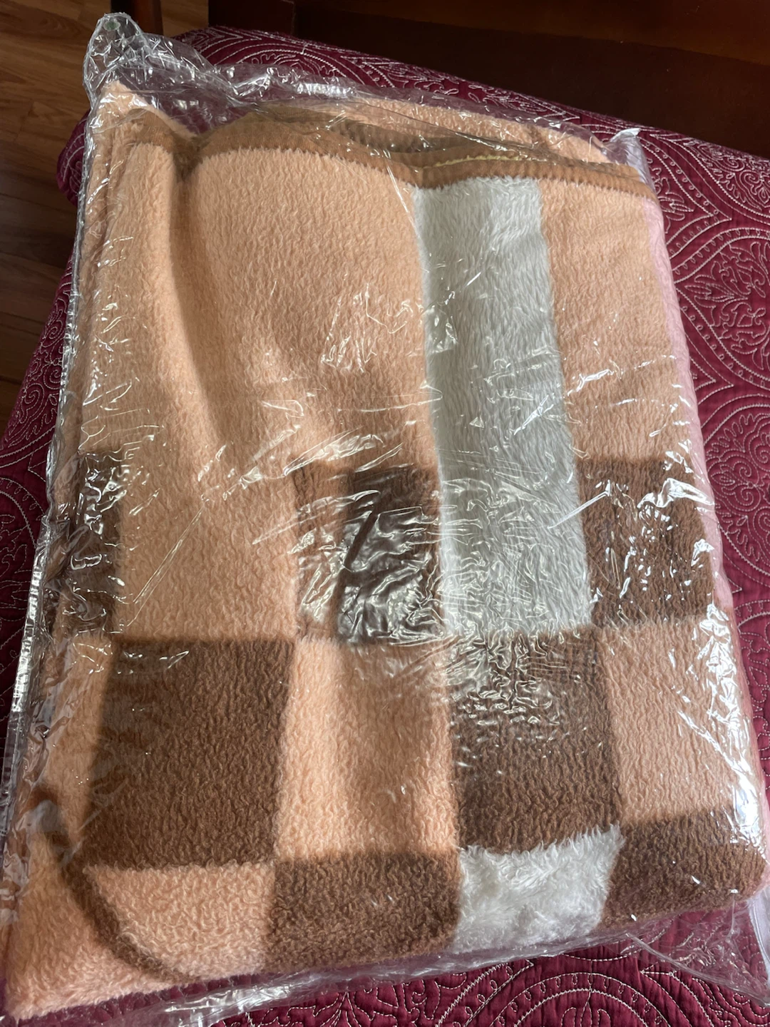 Vintage patterned plush throw blanket - photo 4