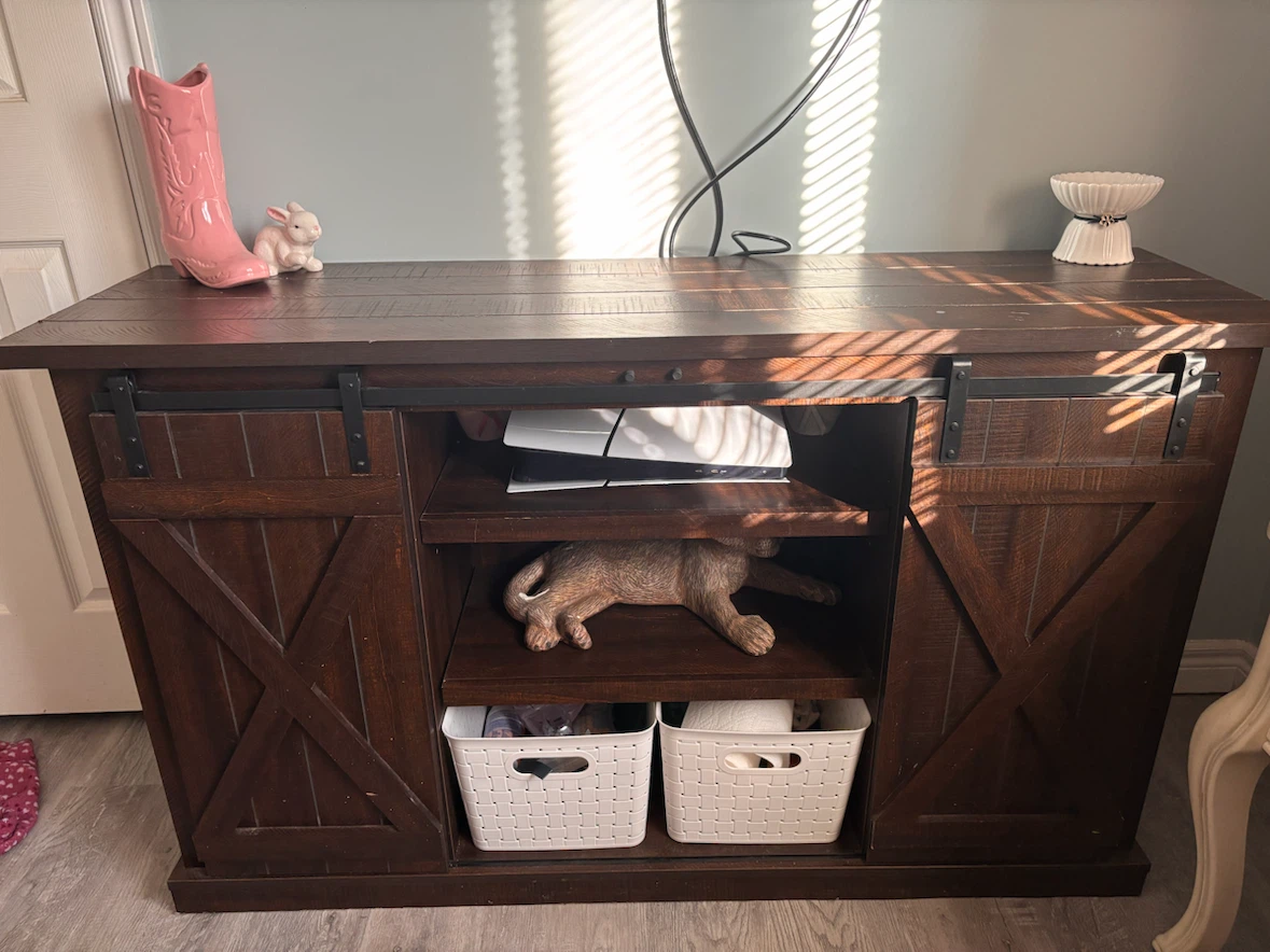 Rustic Farmhouse Barn Door TV Stand