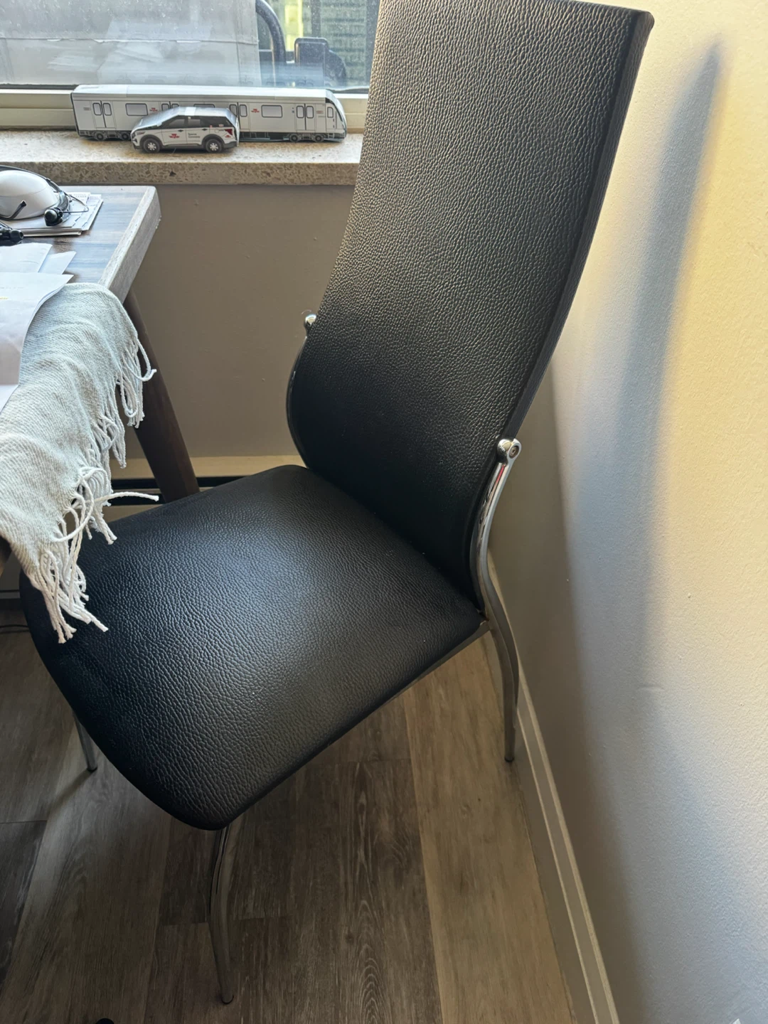 Modern Black Dining Chair (set of 2) - photo 2