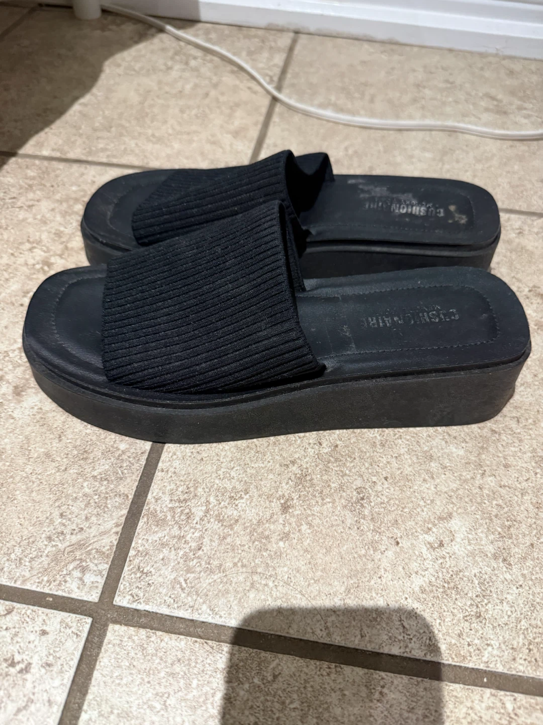 Cushionaire platform slide sandals