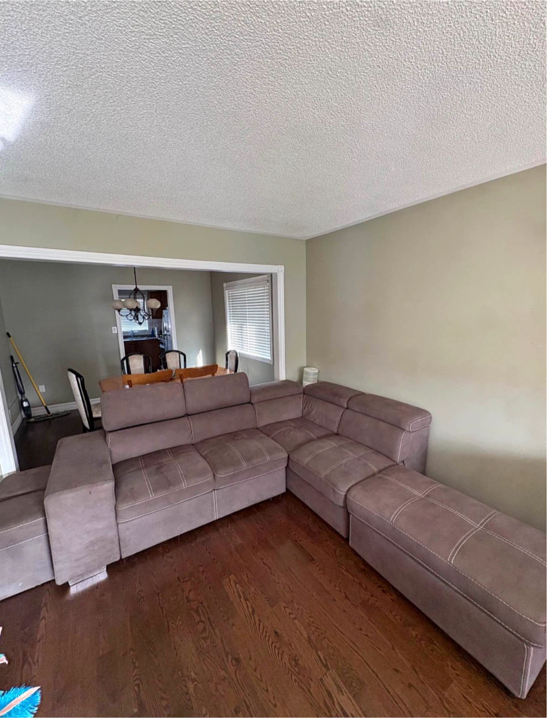 HOMCOM by Aosom Sectional Sofa