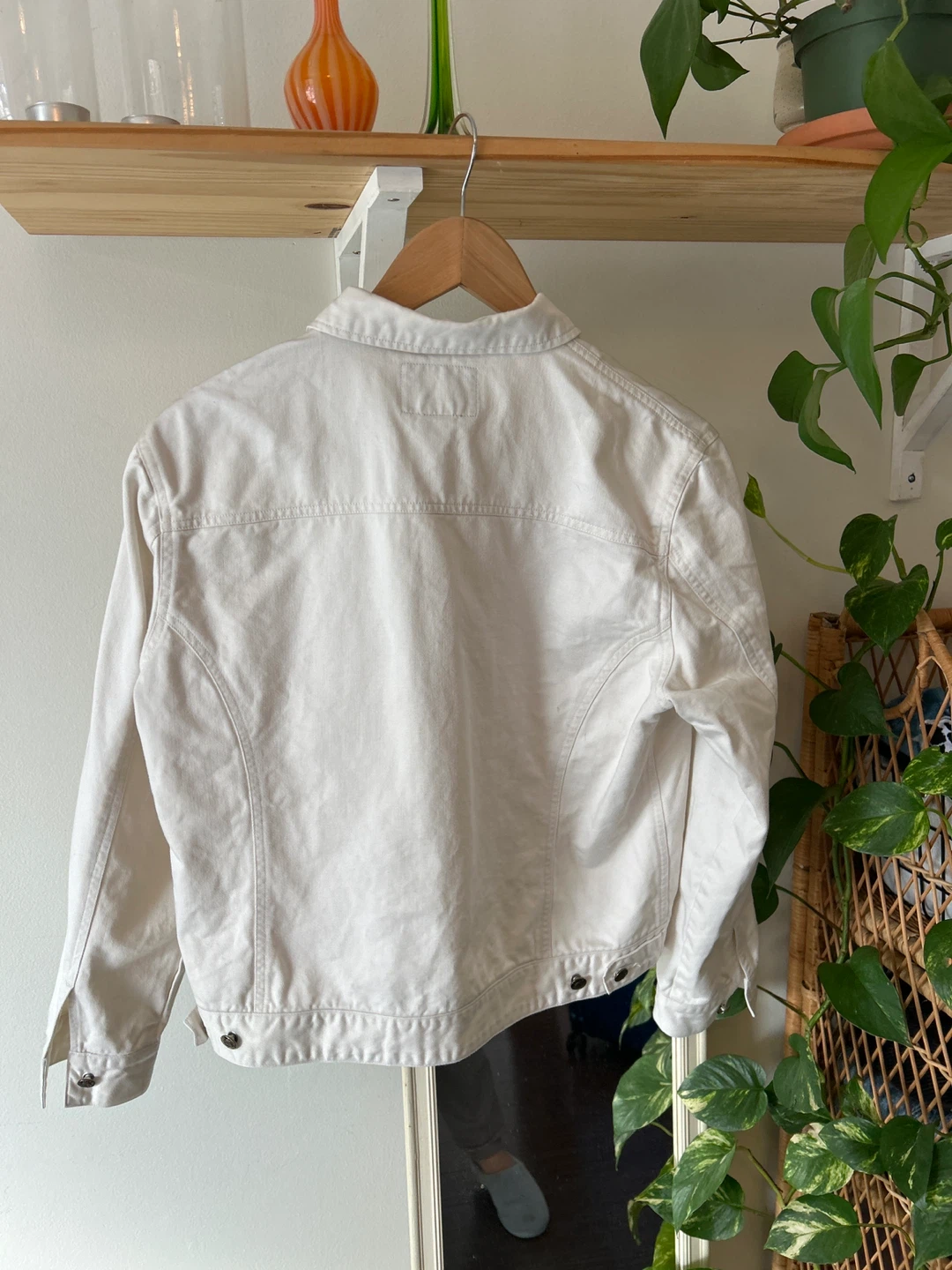New White Denim Jacket – Size M/M - photo 3