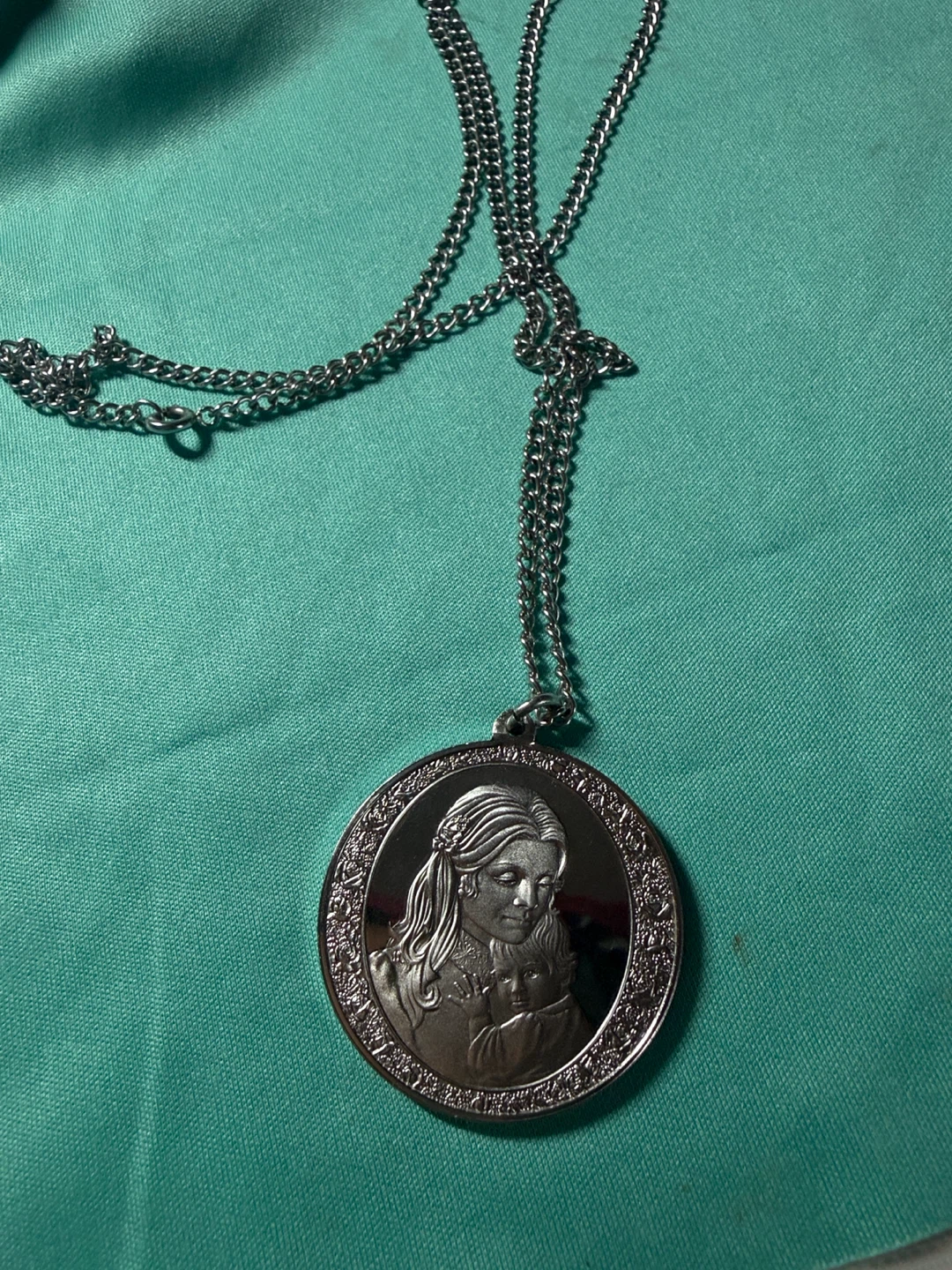 Vintage 1974 Sterling Silver Mother's Day Pendant Necklace
