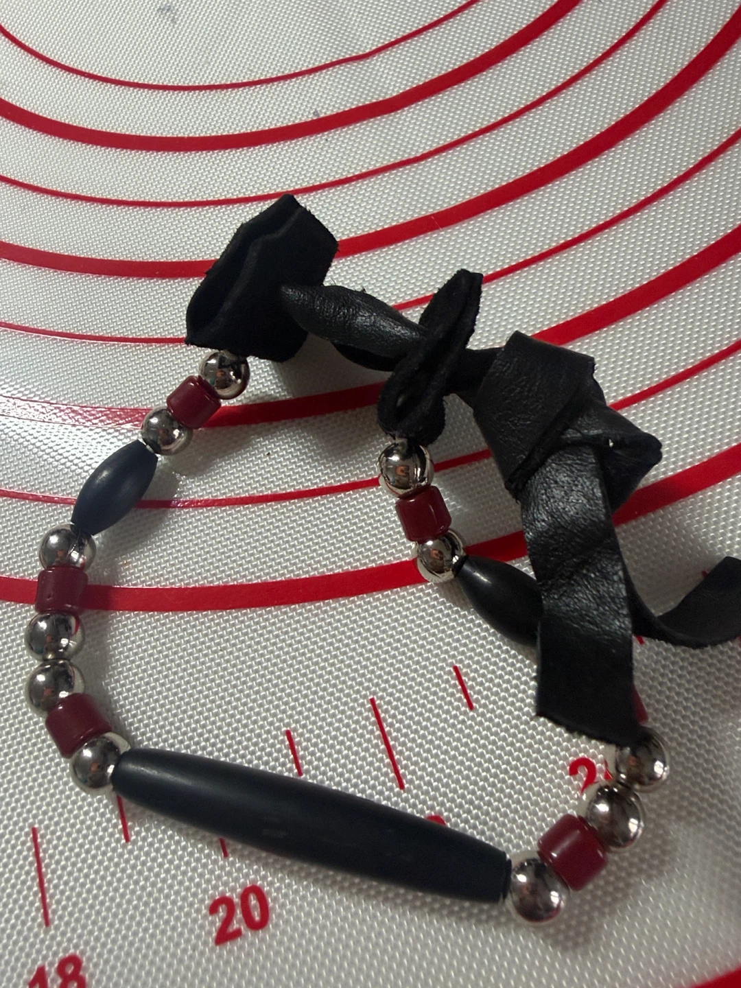 Iroquois Traditional Beaded Bone Bracelet made with leather - photo 5