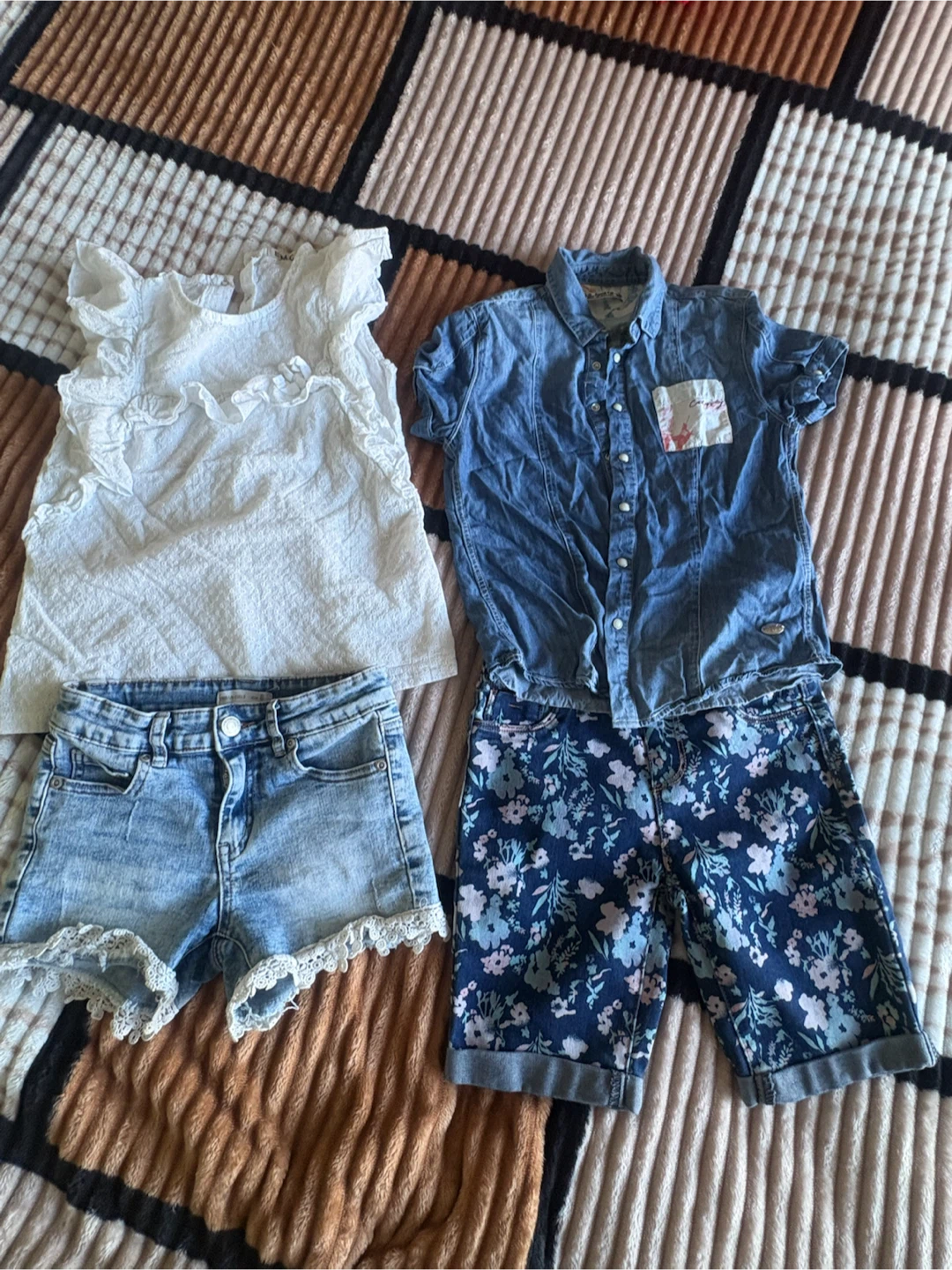 Girls Assorted Clothing Bundle. All 10 dollars .Size 8-10