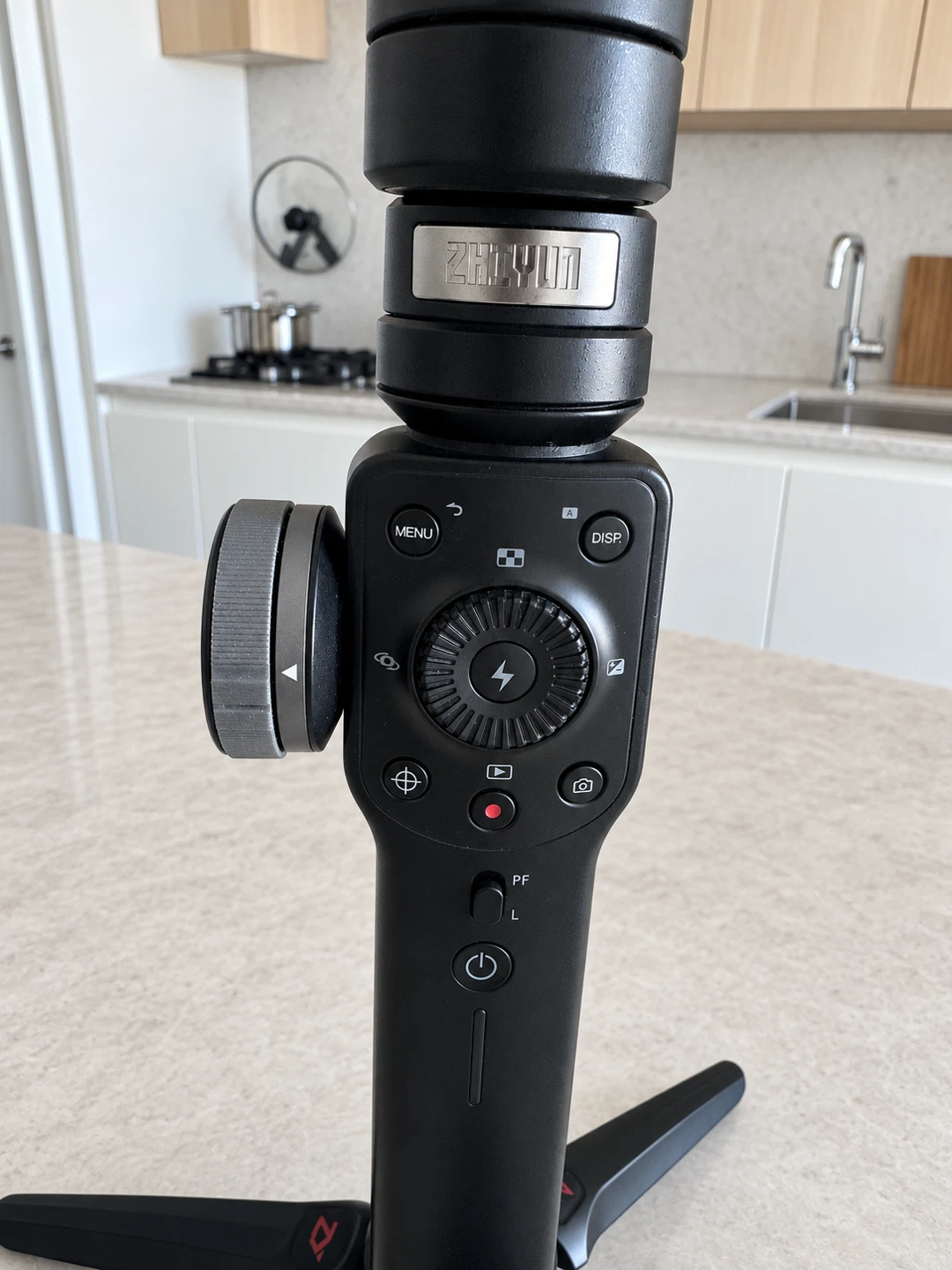 Zhiyun Smooth 4 Smartphone Gimbal - photo 2