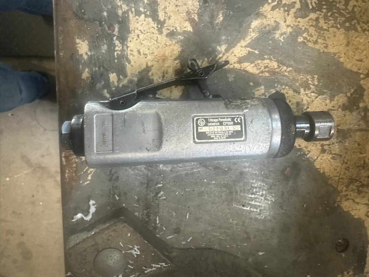 Chicago Pneumatic CP860 Air Die Grinder - photo 2