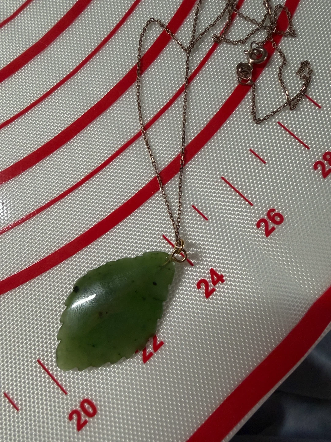 Green Jade Leaf Pendant Rose Gold 925 Necklace - photo 4