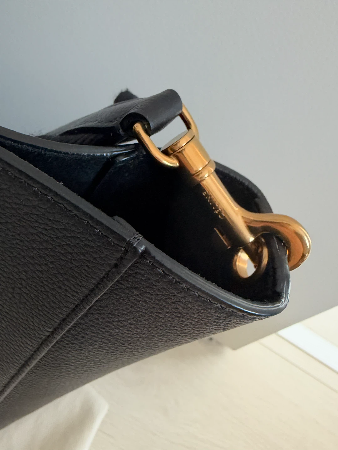 Celine Sangle Bucket Bag small - photo 3