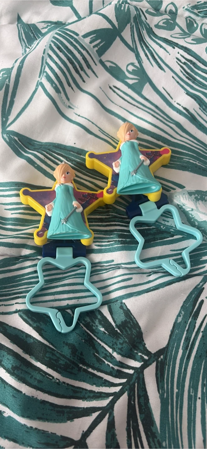 Super Mario Rosalina Star Keychain Set