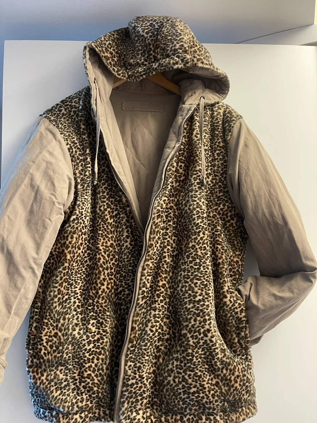 Reversible Quilted and Leopard Print Hooded Jacket