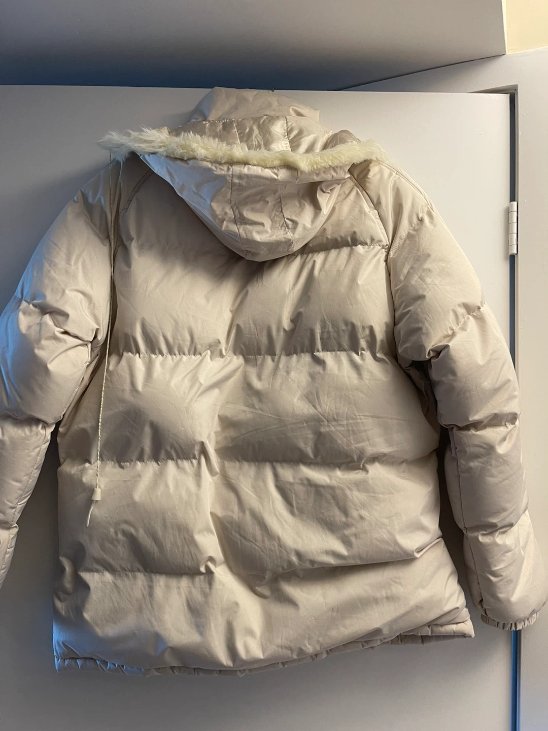 Cream Puffer Jacket with Faux Fur Trim - photo 2