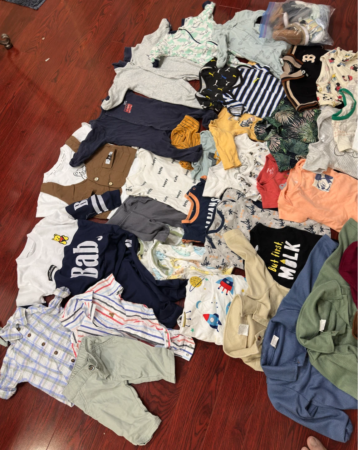 3-12months Assorted Baby Boy Clothes Bundle - photo 2