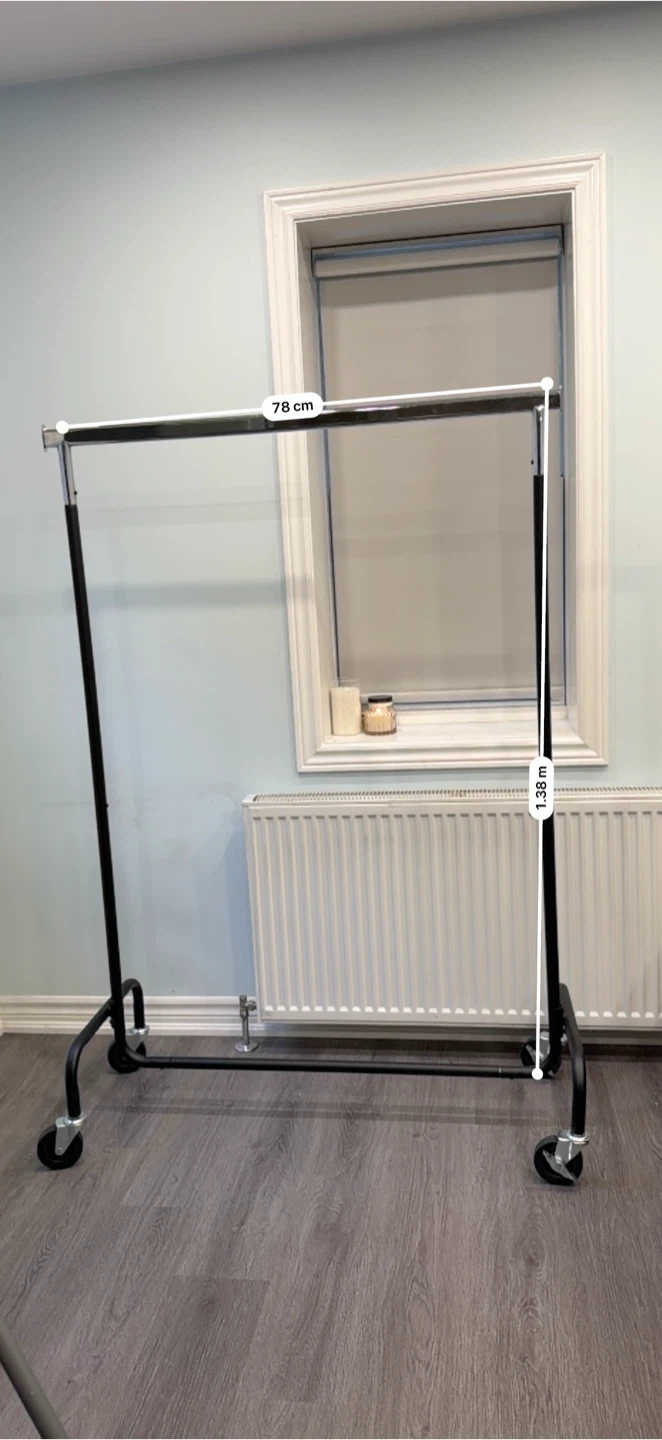 Extendable Black Metal Rolling Garment Rack - photo 2