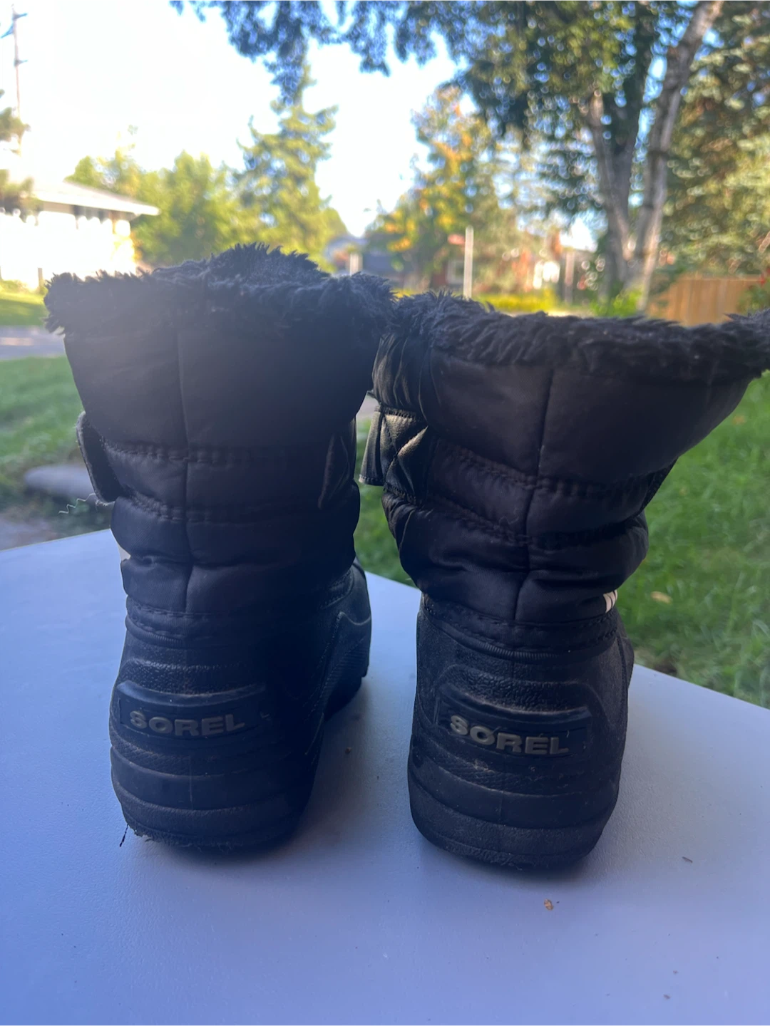 pair of SOREL Snow Commander Winter Boots size 9 toddlers - photo 2
