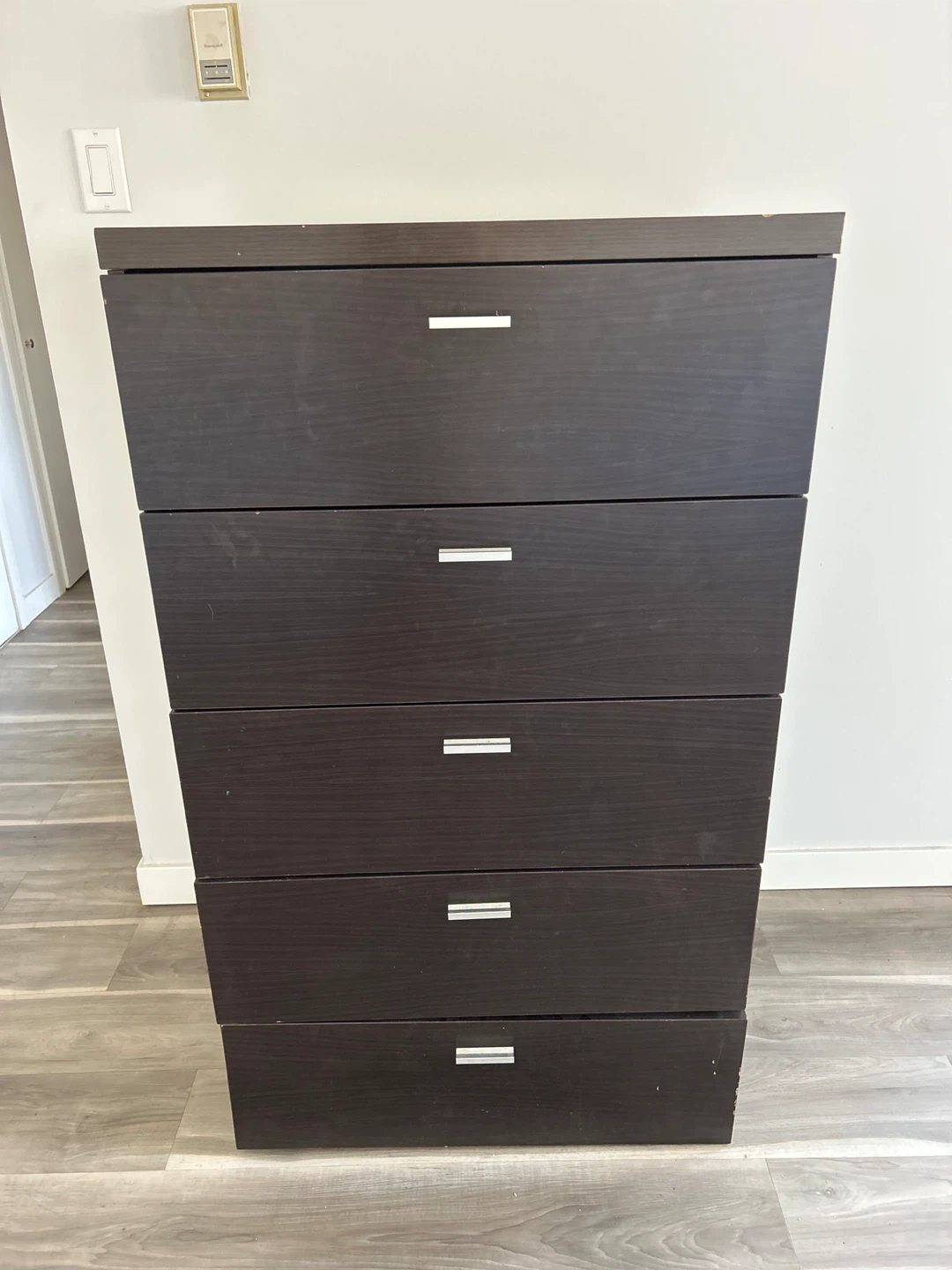 Dark Brown 5-Drawer Dresser