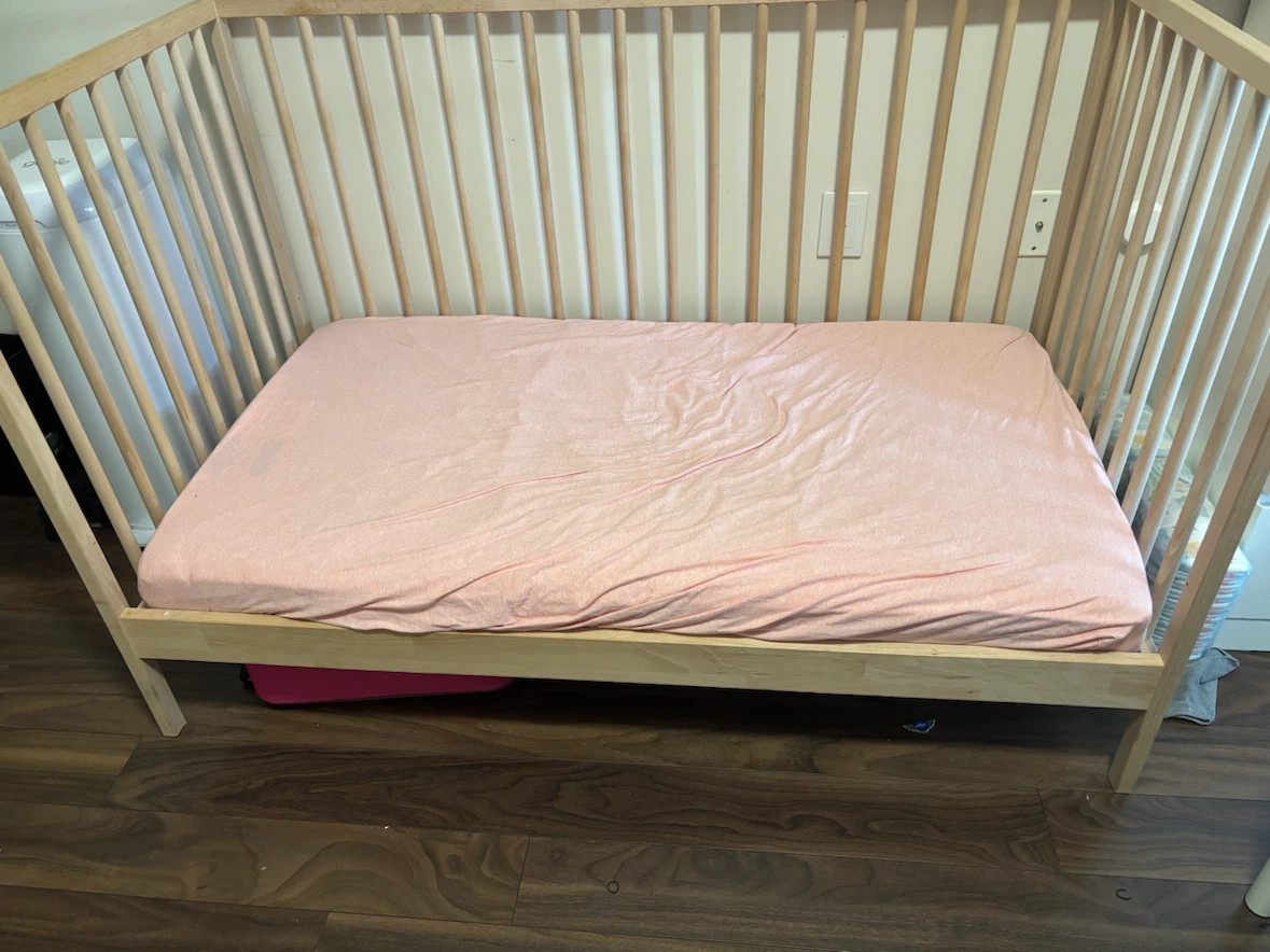 IKEA Sniglar Baby Crib