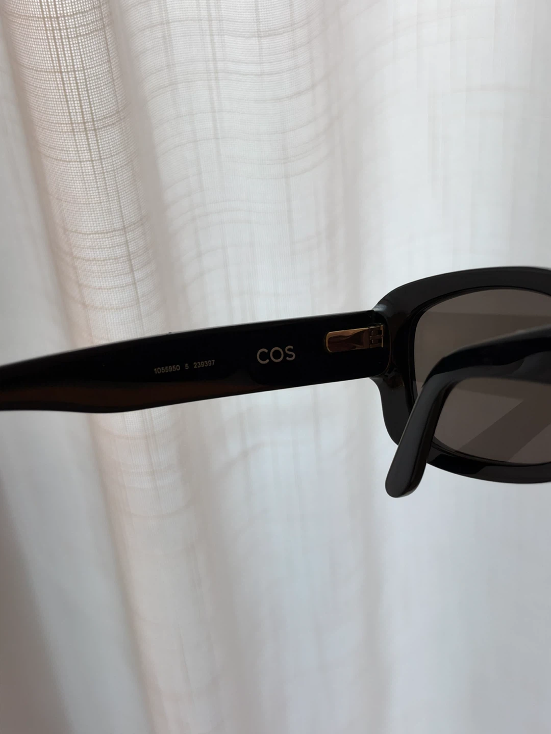 COS Black Rectangular Sunglasses - photo 3