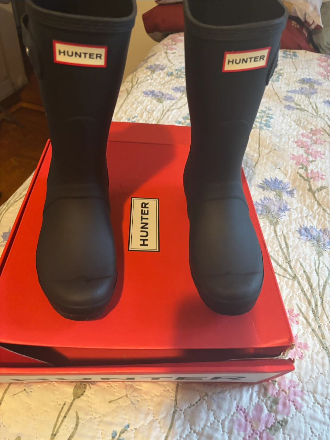 Women’s Hunter Rain boots SZ8